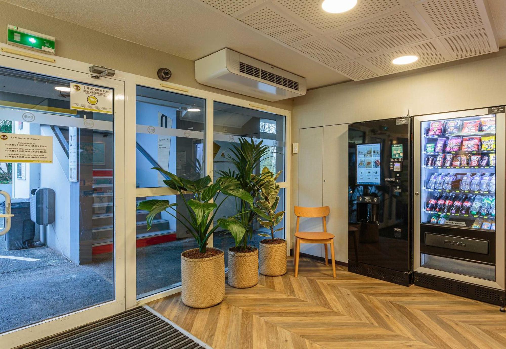 B&B Hotel באיון מראה חיצוני תמונה